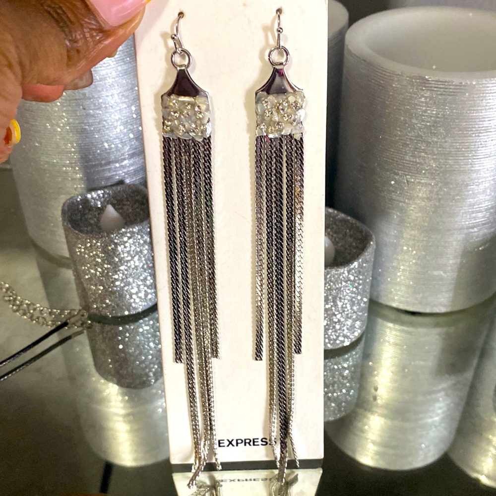 Express Hanging Ear Rings and Rhinshtone choker